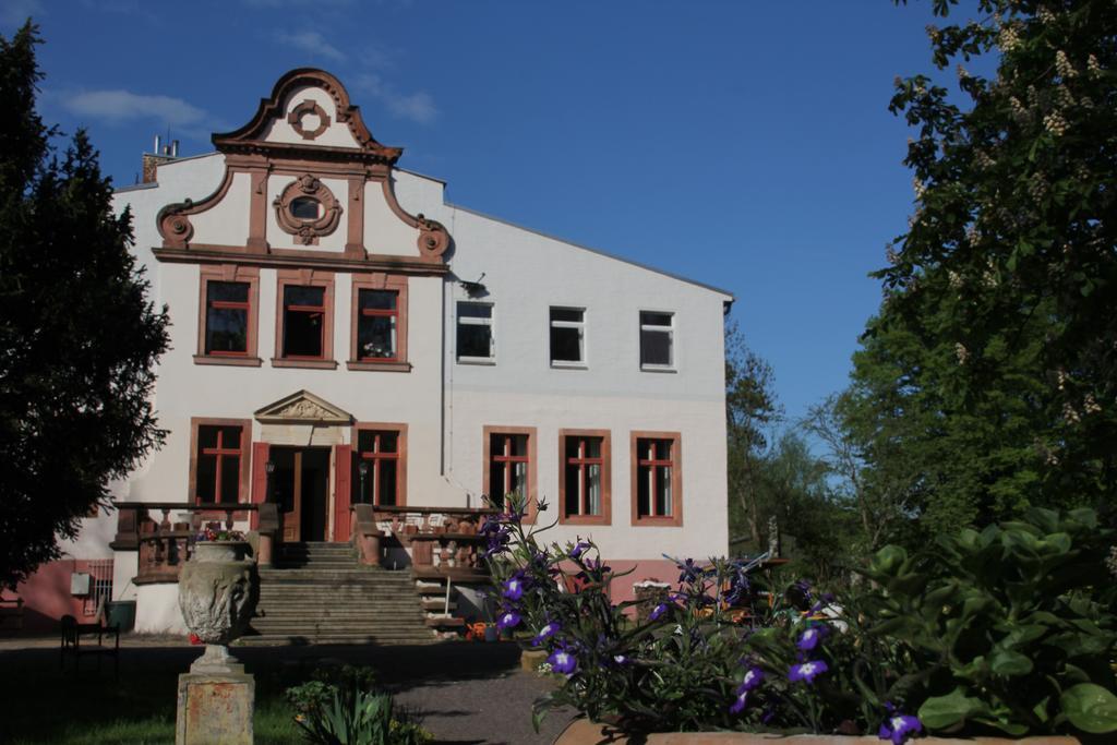 Herrenhaus Schmoelen Gbr Bennewitz Εξωτερικό φωτογραφία
